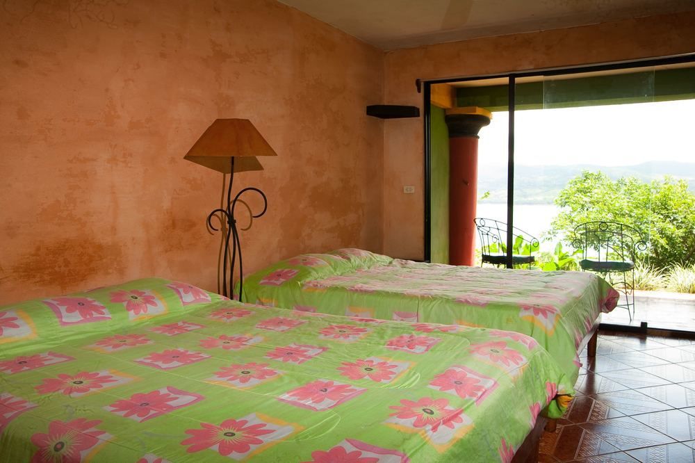 Lake Arenal Hotel And Brewery Tronadora المظهر الخارجي الصورة