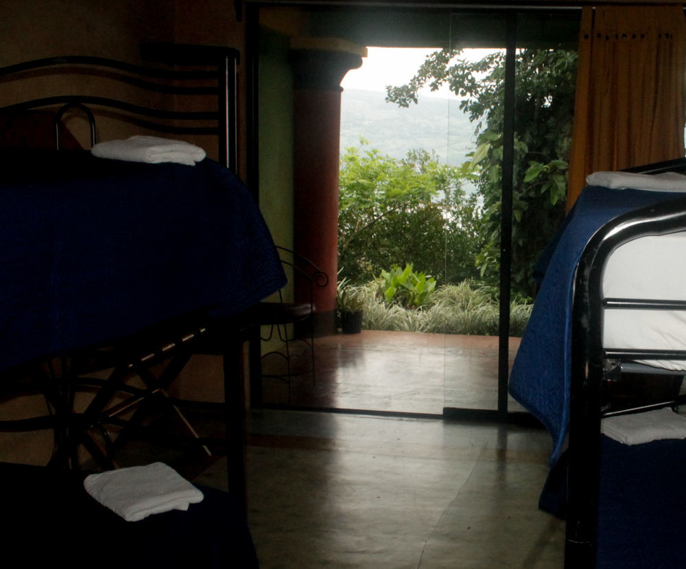 Lake Arenal Hotel And Brewery Tronadora المظهر الخارجي الصورة