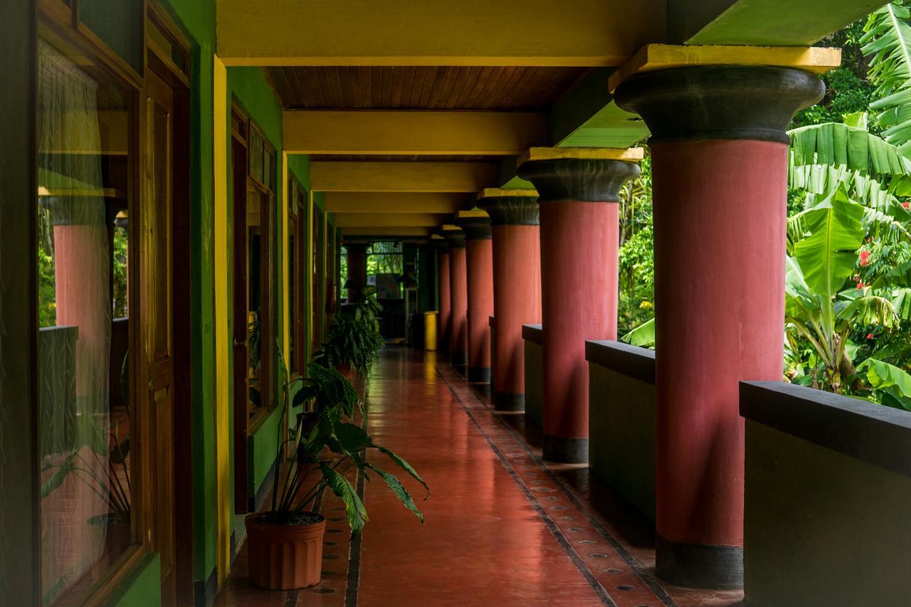 Lake Arenal Hotel And Brewery Tronadora المظهر الخارجي الصورة