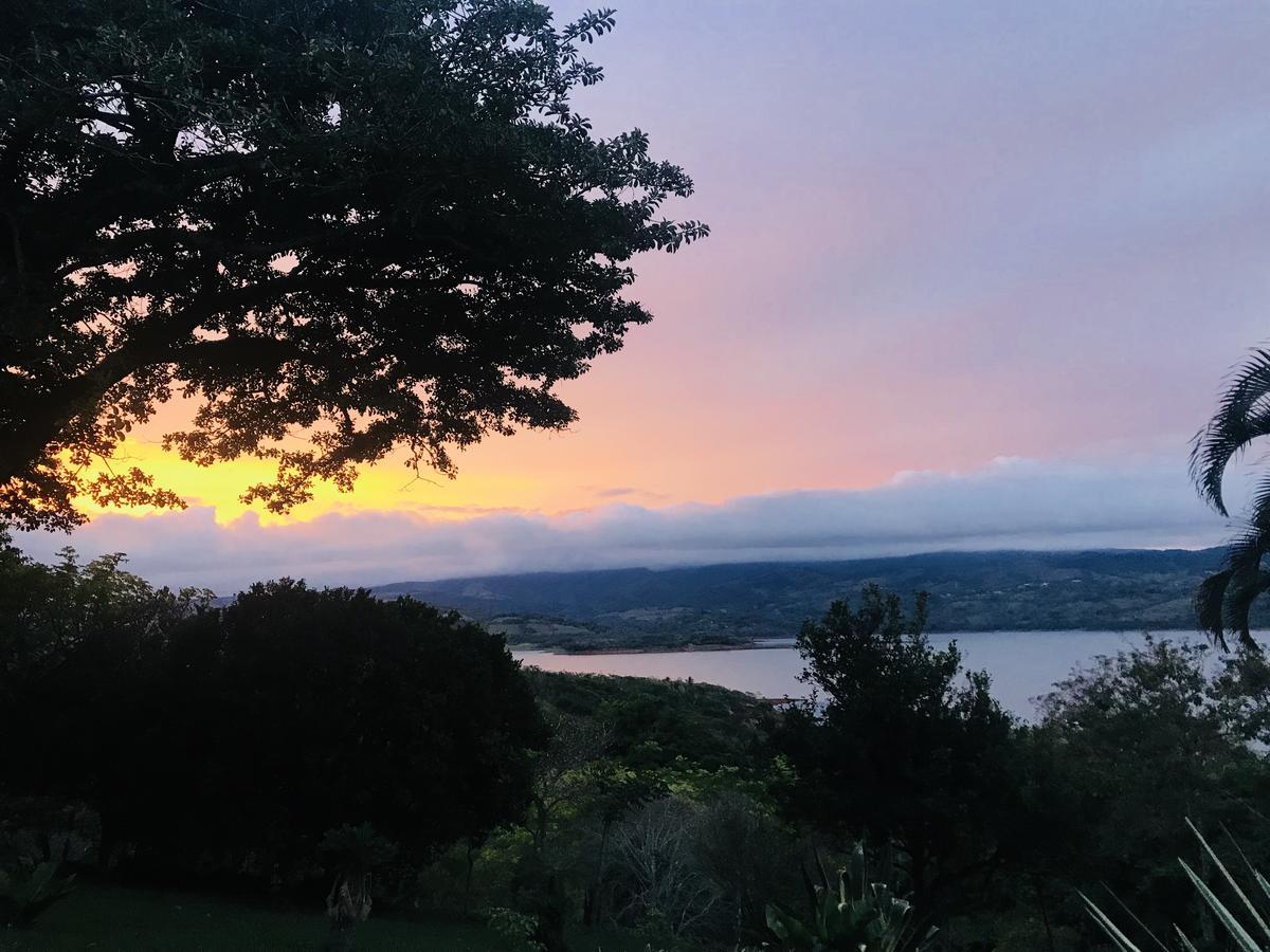 Lake Arenal Hotel And Brewery Tronadora المظهر الخارجي الصورة