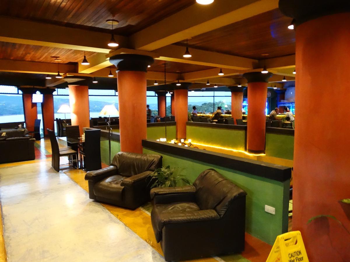 Lake Arenal Hotel And Brewery Tronadora المظهر الخارجي الصورة